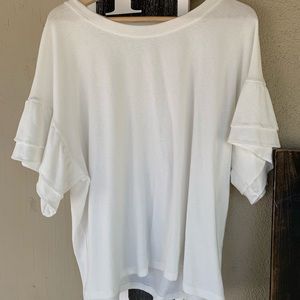 Saks fith ave. Top brand new w/o tags size xl
